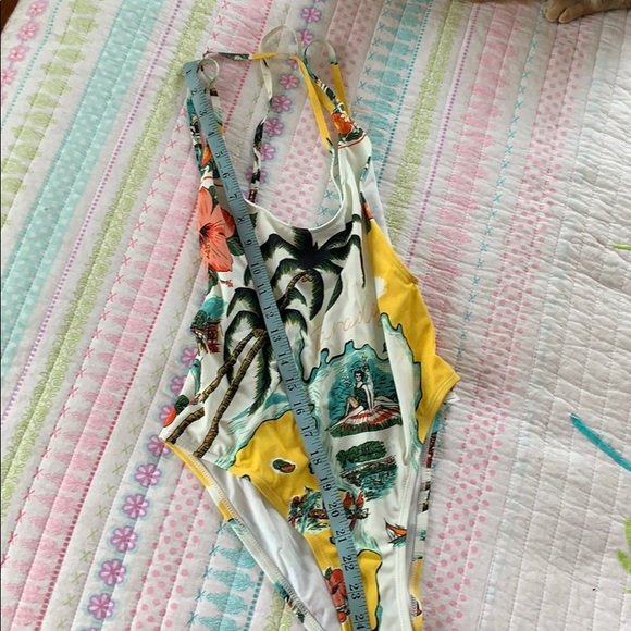 One piece bathing suit - Picture 5 of 5